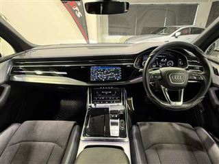 2022 AUDI Q7 55 TFSI Quattro S Line 4WD photo 4