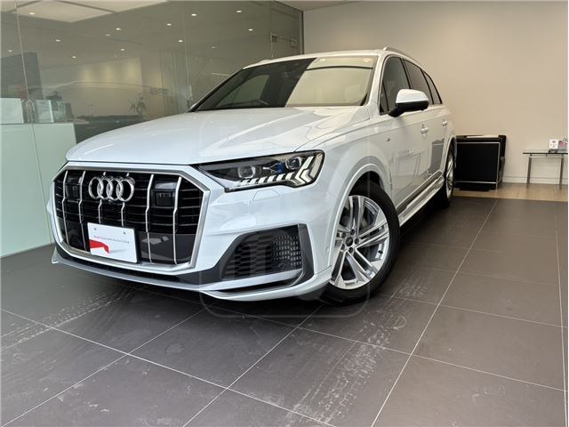 2023 AUDI Q7 55 TFSI Quattro S Line