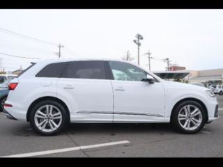 2021 AUDI Q7 55TFSI Quattro Air Suspension photo 3