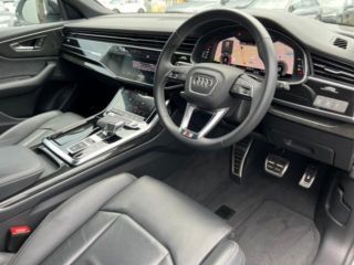 2024 AUDI Q8 Bronze Edition photo 2