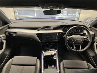 2023 AUDI Q8 E-TRON SLINE photo 3