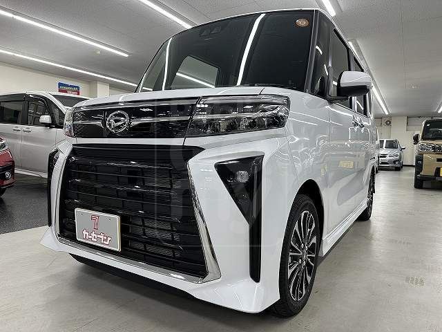 2025 DAIHATSU TANTO CUSTOM RS, stored indoors, mileage 7km, vehicle inspection valid until October 21, 2028.