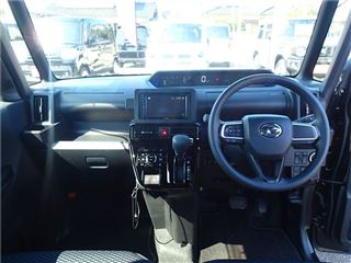 2023 DAIHATSU TANTO CUSTOM X photo 3