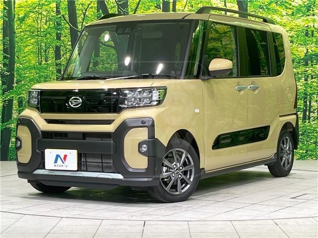 2025 DAIHATSU TANTO Fancross
