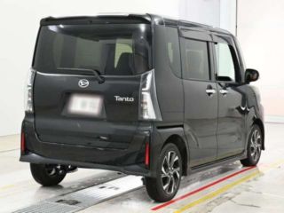 2025 DAIHATSU TANTO CUSTOM X photo 2