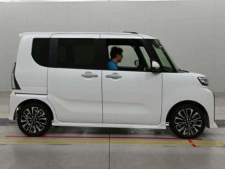 2025 DAIHATSU TANTO CUSTOM RS photo 3