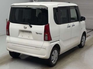2021 DAIHATSU TANTO X Special 4WD photo 2