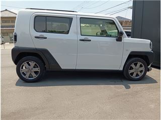 2024 DAIHATSU TAFT G Dark Chrome Venture photo 4
