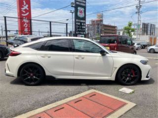2023 HONDA CIVIC 2.0 One owner / Floor mats included photo 4