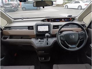 2023 HONDA FREED G Honda Sensing, with power sliding doors on both sides. photo 3