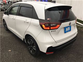 2023 HONDA FIT e:HEV RS photo 2