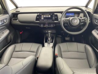 2024 HONDA FIT e:HEV Luxe photo 3