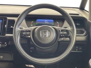 2025 HONDA FIT e:HEV Luxe photo 4