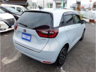 2024 HONDA FIT 1.5 eHEV LUXE photo 2