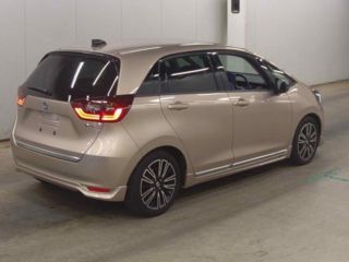 2022 HONDA FIT e:HEV Luxe photo 2
