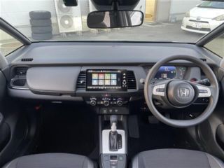 2024 HONDA FIT e:HEV Crosstar photo 3