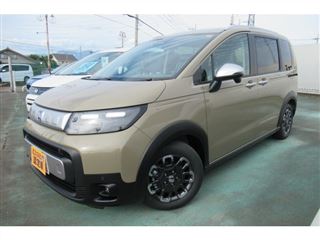 2025 HONDA FREED 1.5 e:HEV Crosstar