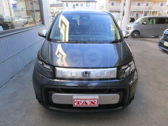 2025 HONDA FREED e: HEV Crosstar 6-seater