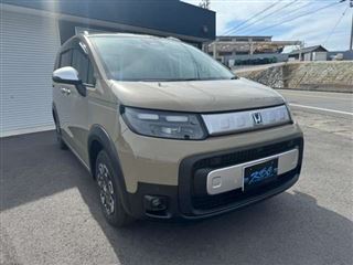 2025 HONDA FREED 1.5 e:HEV Crosstar 4WD photo 3