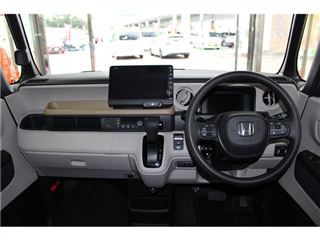 2025 HONDA N-BOX Base Grade ★Genuine 9-inch Navigation System/Rearview Camera/Front and Rear Dashcam★ photo 4