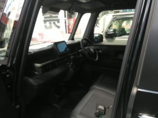 2025 HONDA N-BOX CUSTOM 2WD photo 3