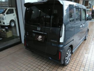 2024 HONDA N-BOX 660 CUSTOM 5-door DCVT 2WD 4-seater photo 2