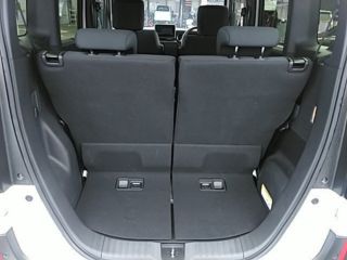 2024 HONDA N-BOX 660 CUSTOM 5-door DCVT 2WD 4-seater photo 4