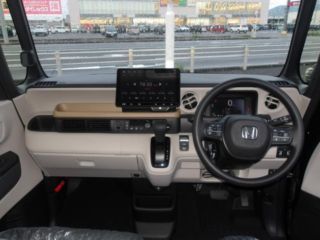 2025 HONDA N-BOX Base grade Comfort Package photo 3