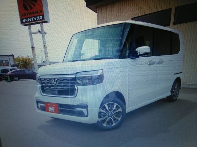 2025 HONDA N-BOX CUSTOM 4WD
