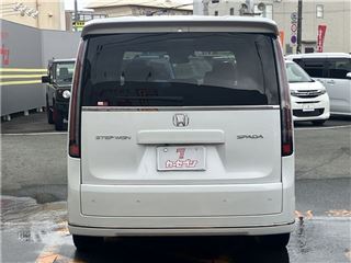 2024 HONDA STEPWAGON 1.5 Spada ★ 8-seater, seat covers, Bluetooth audio photo 2