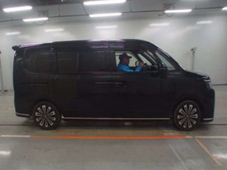 2024 HONDA STEPWAGON Spada Premium Line photo 3