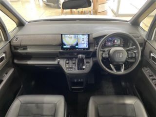 2025 HONDA STEPWAGON Spada Premium Line 4WD photo 3