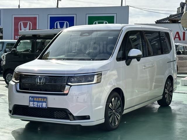 2025 HONDA STEPWAGON e:HEV Spada Premium Line, with power sliding doors on both sides