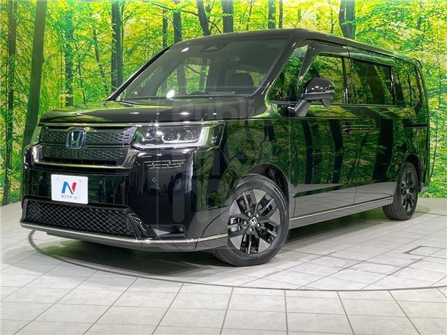 2025 HONDA STEPWAGON e:HEV Spada