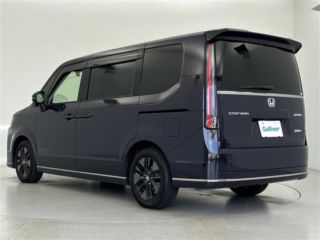 2025 HONDA STEPWAGON Spada eHEV photo 2