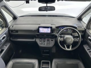 2025 HONDA STEPWAGON Spada eHEV photo 4