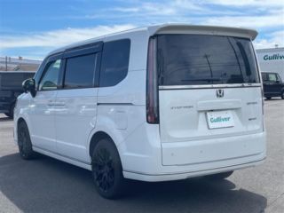 2025 HONDA STEPWAGON Spada eHEV photo 2