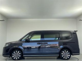 2022 HONDA STEPWAGON Spada eHEV Premium Line photo 3