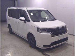2024 HONDA STEPWAGON e:HEV Spada