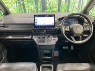 2024 HONDA STEPWAGON e:HEV Spada photo 2