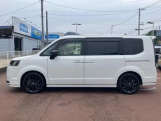 2025 HONDA STEPWAGON eHEV Spada Premium Lineup photo 2