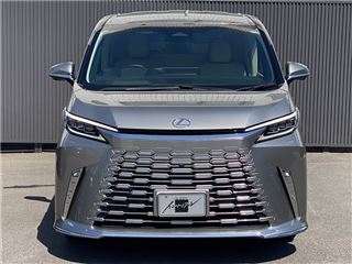 2024 LEXUS LM LM500h Executive photo 5