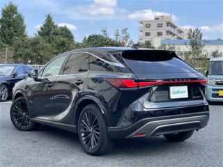 2025 LEXUS RX 350h Version L photo 2