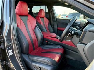 2022 LEXUS NX NX350h “F SPORT” photo 5