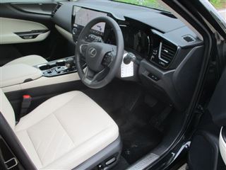 2026 LEXUS NX NX350h Version L photo 3