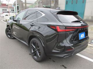 2026 LEXUS NX NX350h Version L photo 2