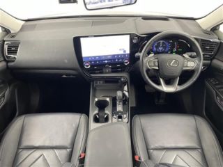 2023 LEXUS NX 350h Version L photo 4