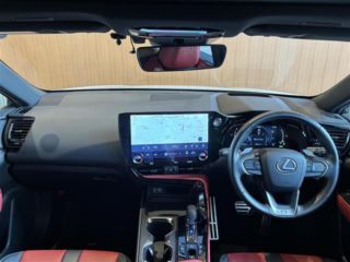 2022 LEXUS NX 350h F Sport 4WD photo 3