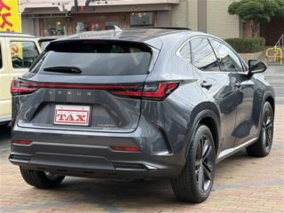 2022 LEXUS NX 350h Version LAWD photo 4