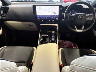2023 LEXUS NX NX450h+ Version L ◆ Mark Levinson ◆ Moonroof photo 4